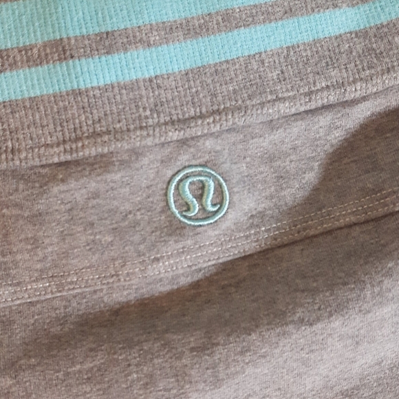 size 4 lululemon athletics work out tennis skirt - Picture 8 of 11